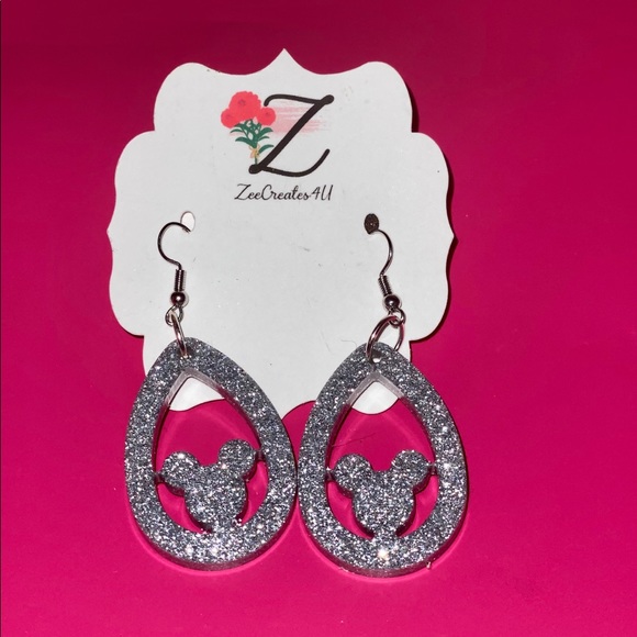 Mickey Mouse Resin Earrings - Picture 1 of 1